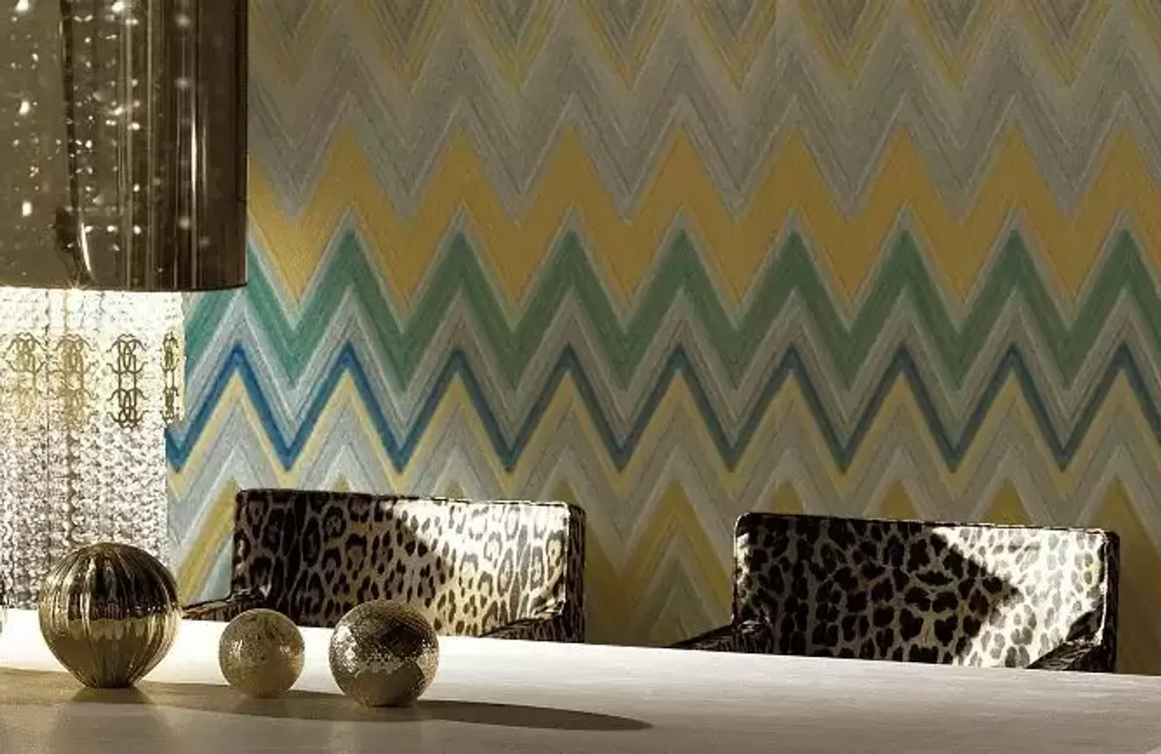 Missoni 01 - Carta da parato dim. 660m x 1.04m brillantinato zig zag