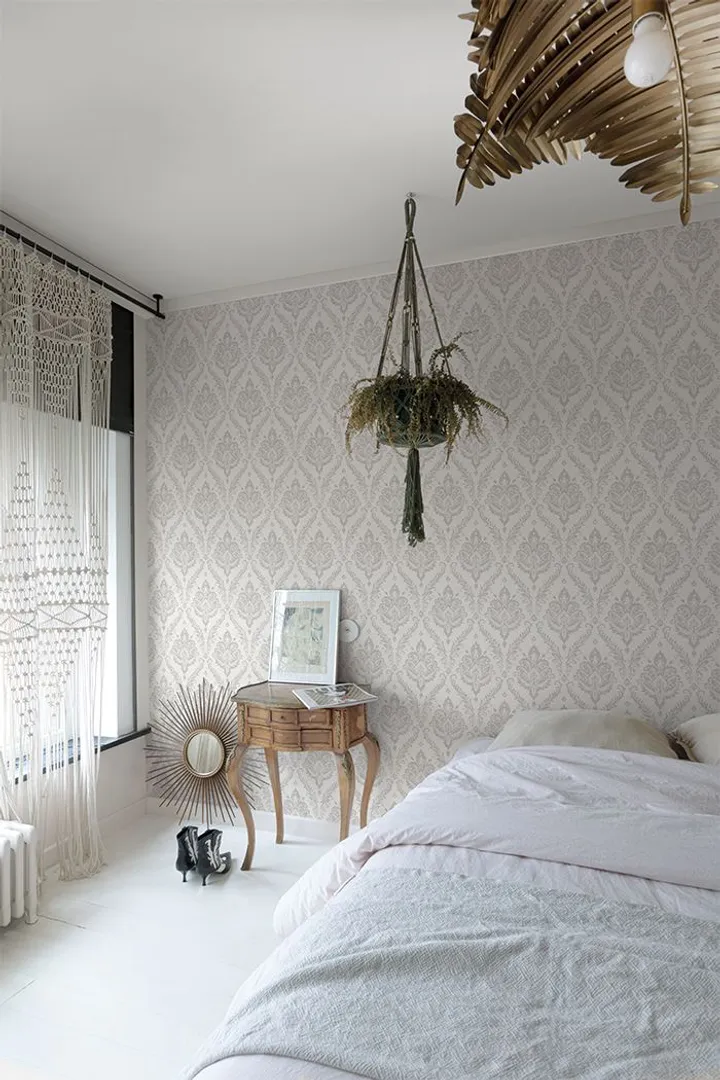 Maison - Parato damascato con trama effetto tessuto in lieve rilievo.