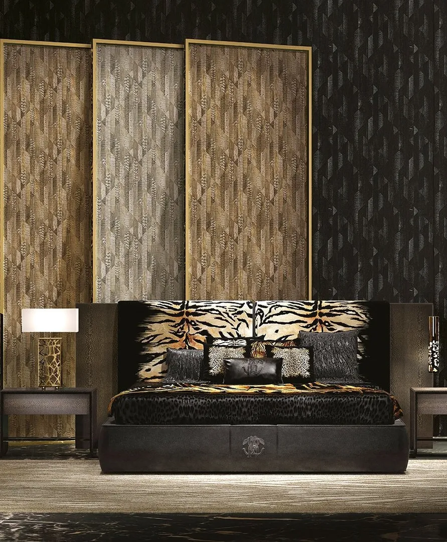 Roberto Cavalli 8 - Parato animalier trama a rilievo pelle di serpente. Vari colori