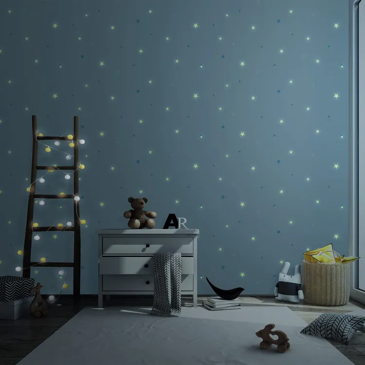 Ada Kids - Carta da parato luminescente con stelline. Due referenze di colore. Rotoli grandi il doppio