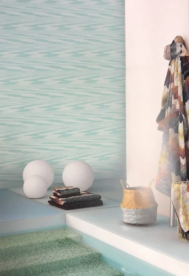 Missoni 02 - Carta parato in varie colorazioni stampa striata